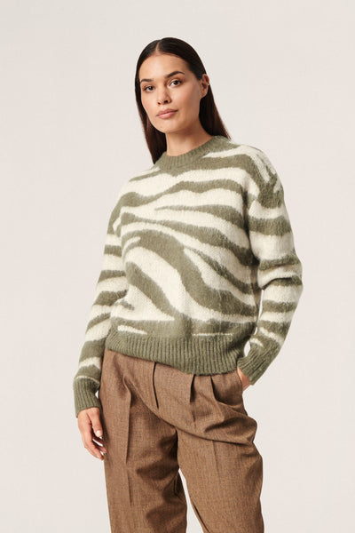 Bates Pullover