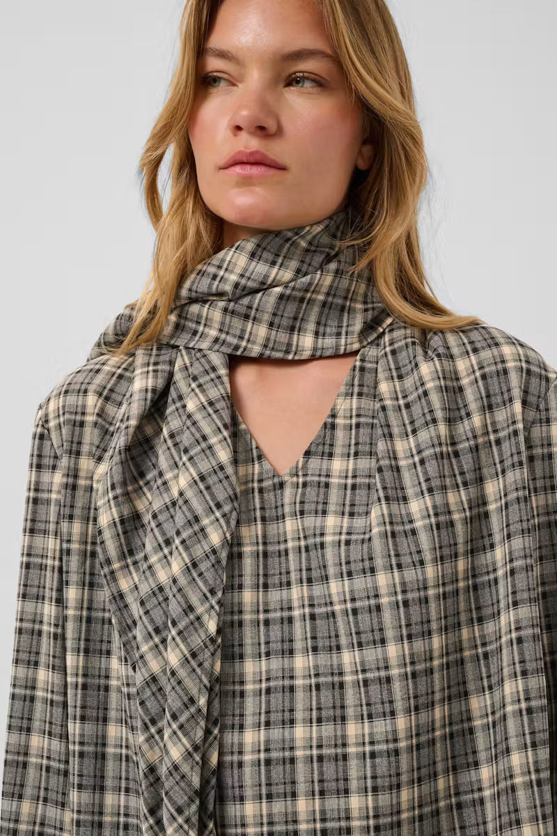 Shiba Blouse