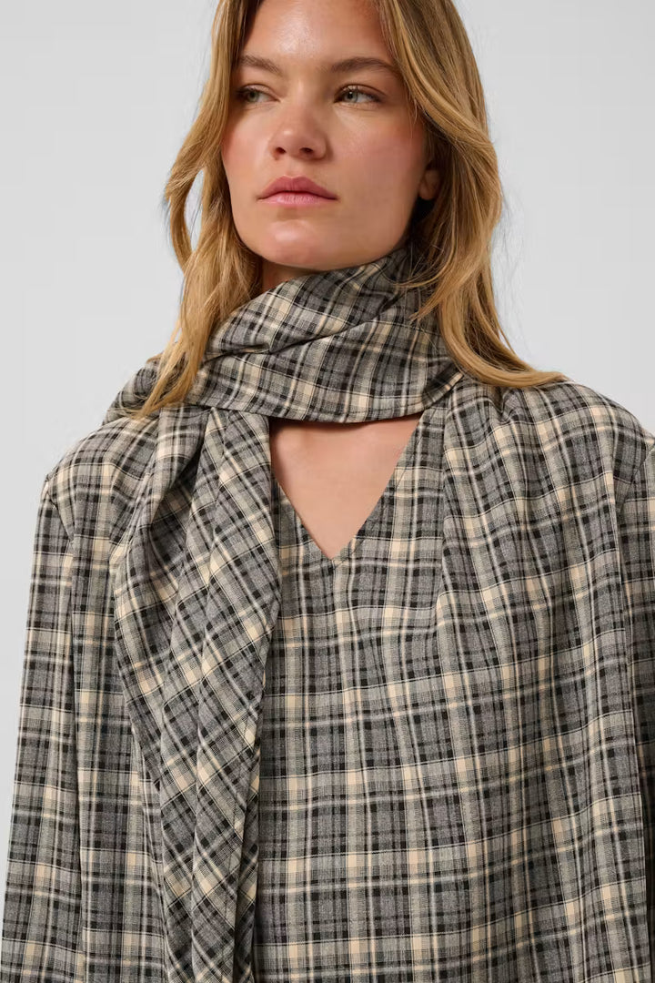 Shiba Blouse