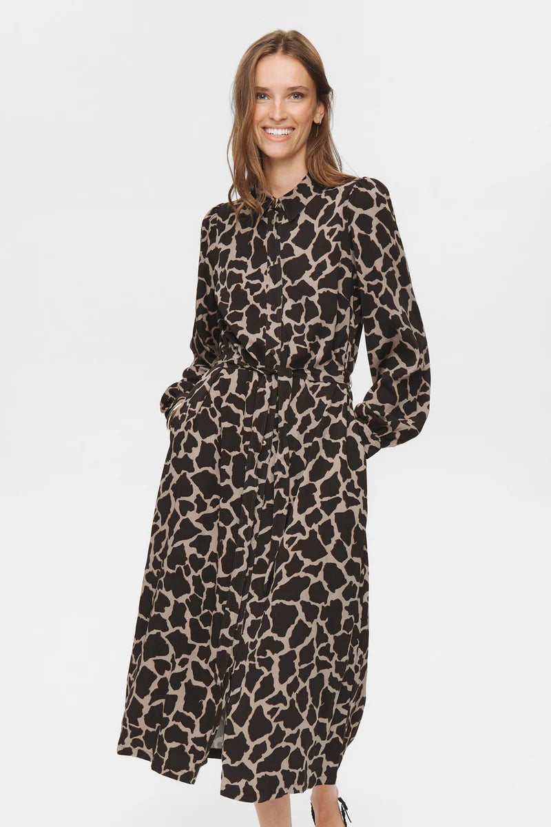 Nuhana Shirt Dress