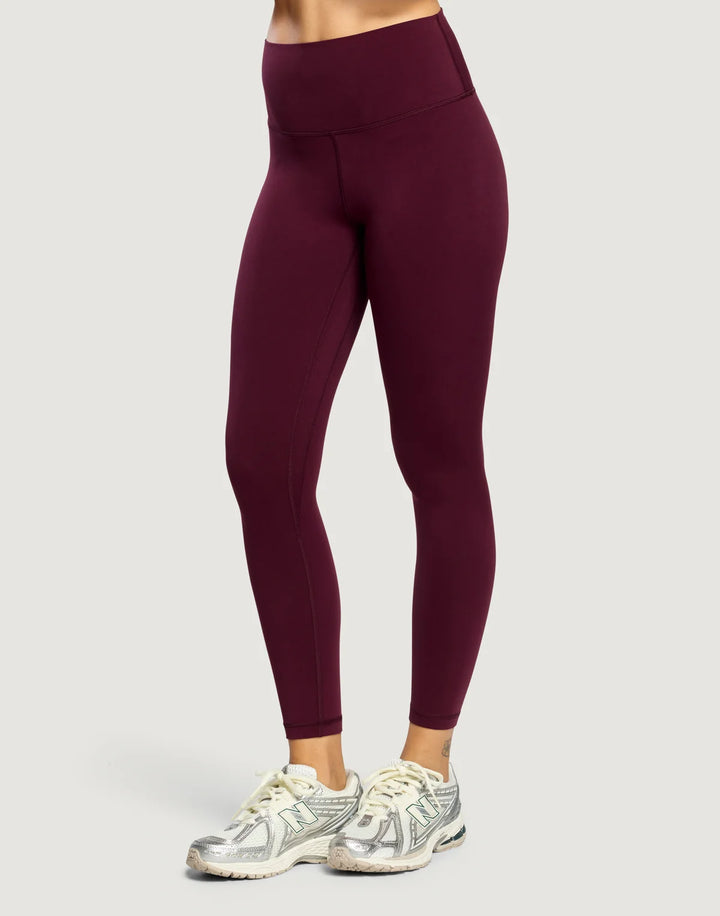 Day King 7/8 Legging in Cherry Crush