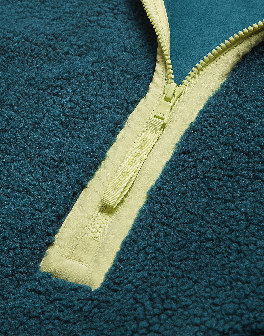 Industry Fleece Half Zip