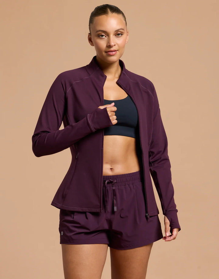 Relentless Full Zip in Grape Noir