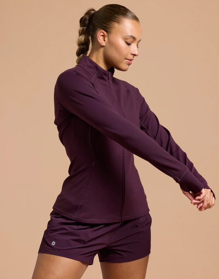Relentless Full Zip in Grape Noir