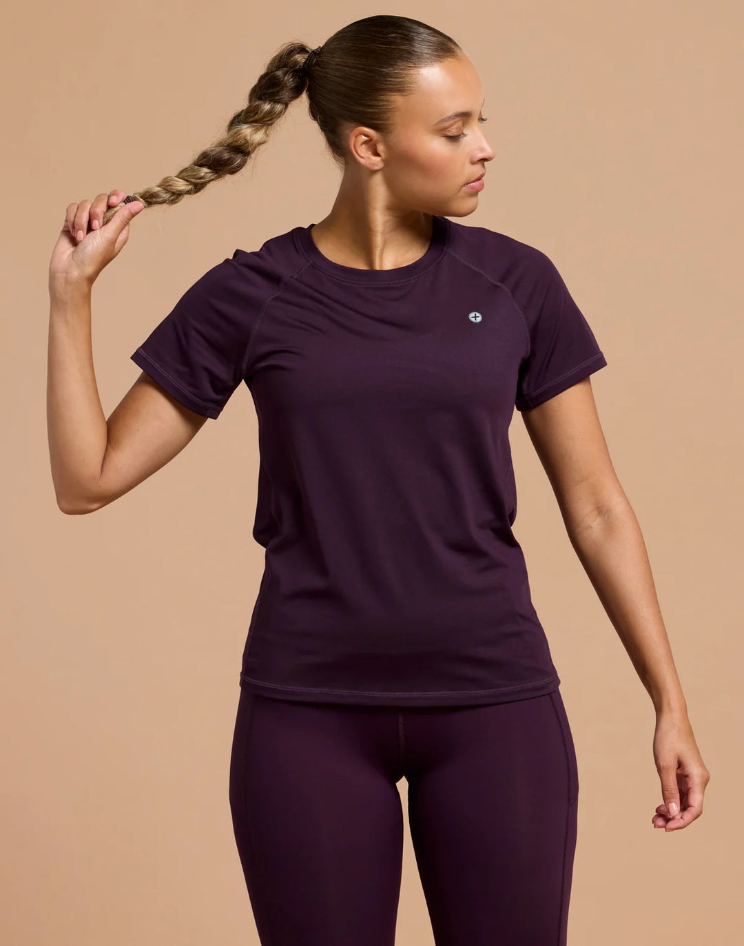 Relentless Tee in Grape Noir