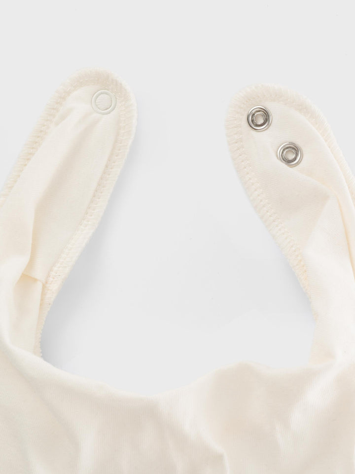 Yasminolin Scarf Bib
