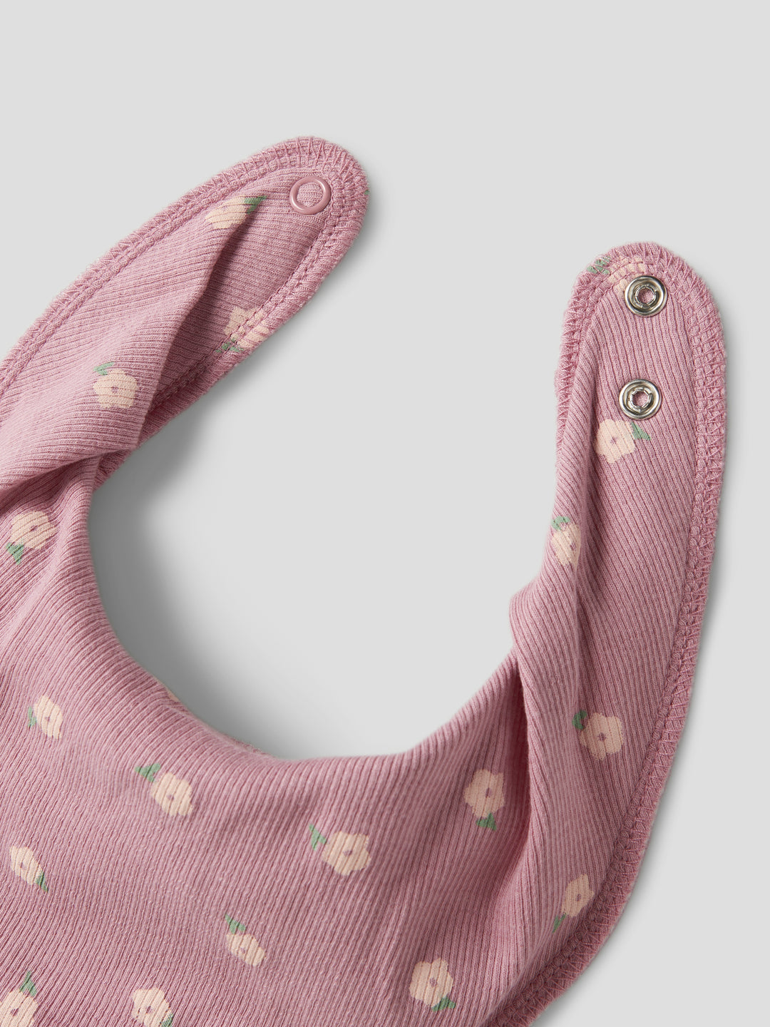 Laurel Scarf Bib