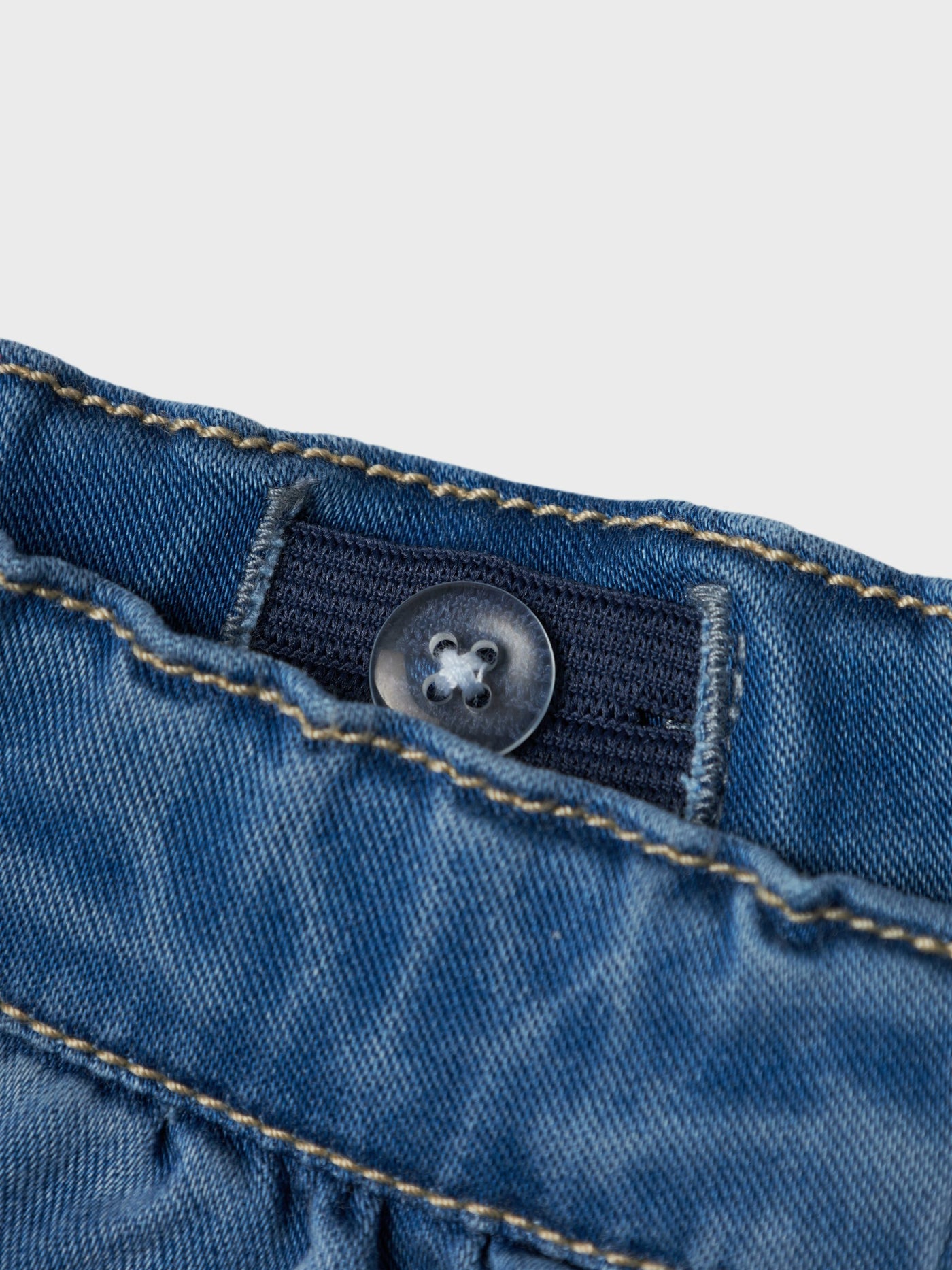 Rose Loose Jeans