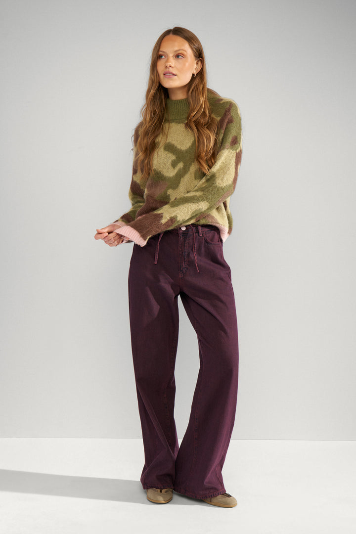 Nucamu Pullover
