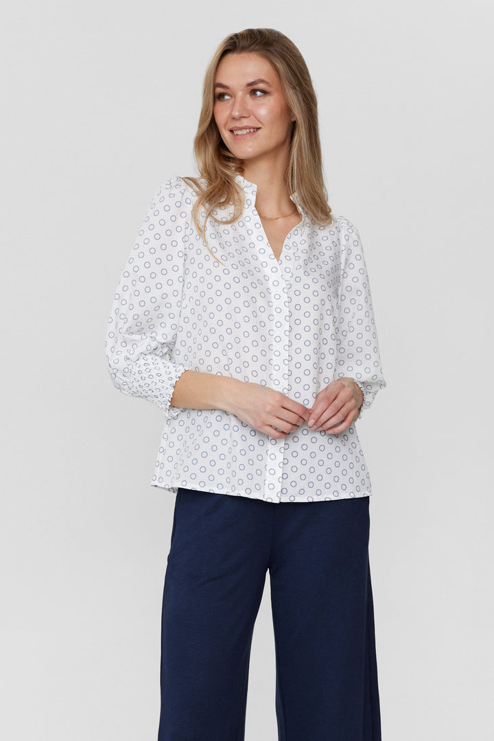 Nuavas Shirt