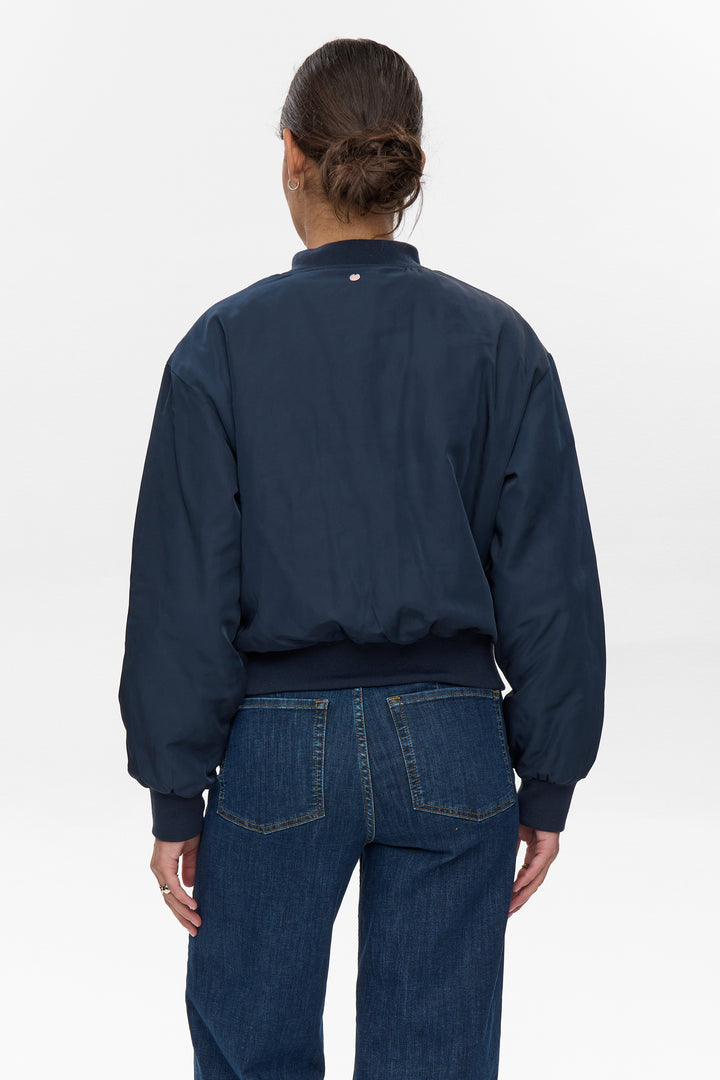 Nuellanora Jacket