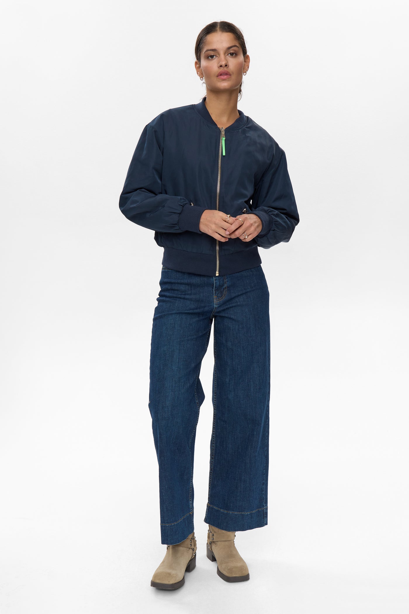 Nuellanora Jacket