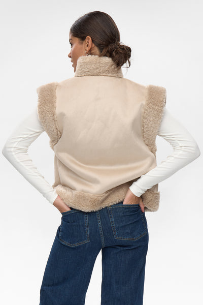 Nuelliott Vest