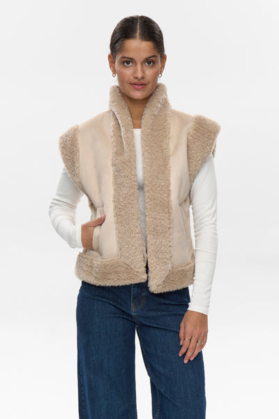 Nuelliott Vest