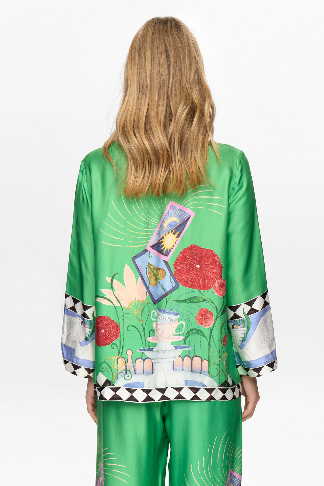 Nuadelina Shirt