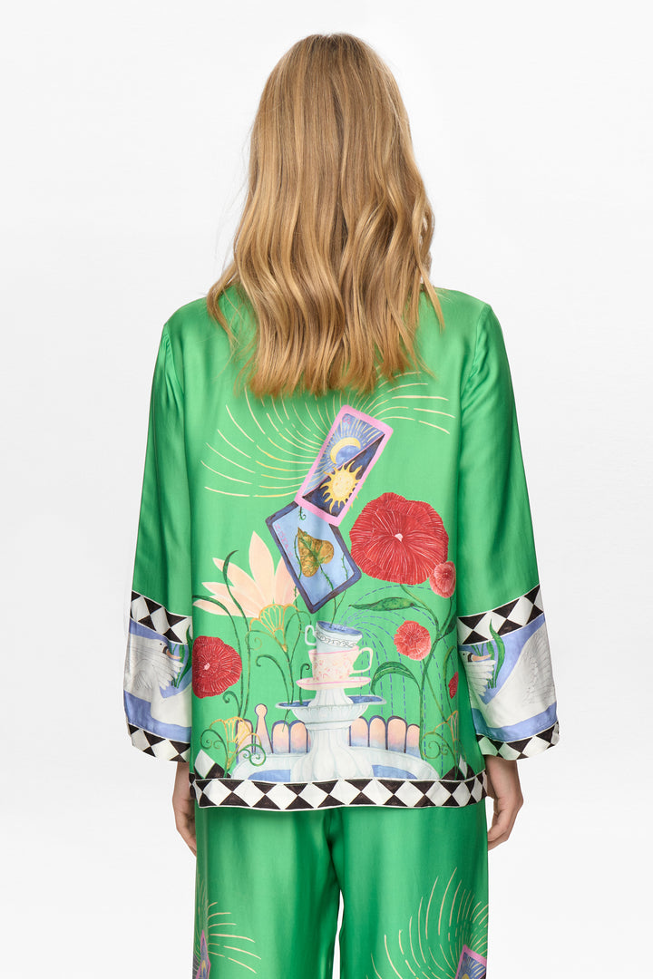 Nuadelina Shirt