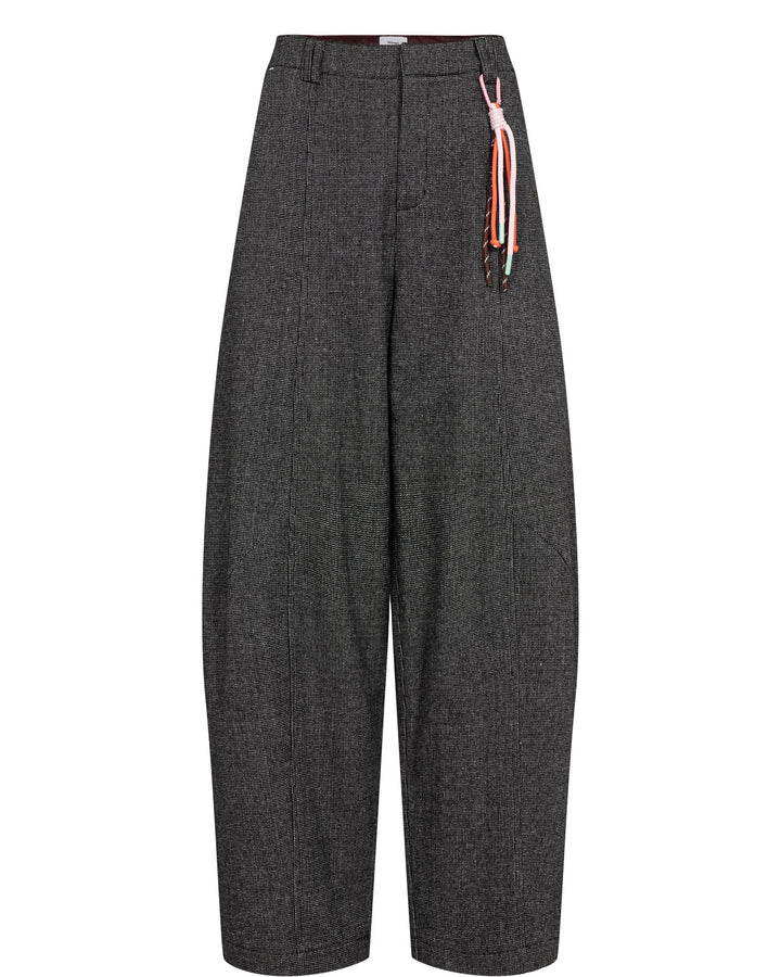 Nuroki Barrel Pants