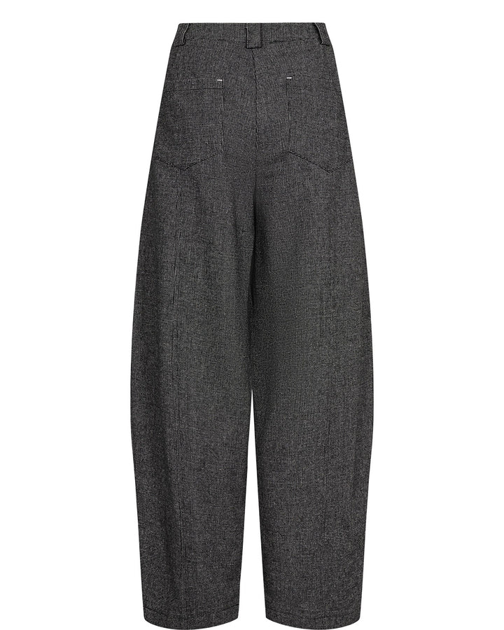 Nuroki Barrel Pants