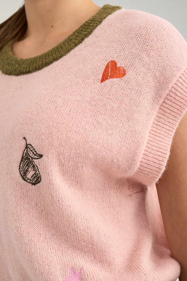 Nuyppa Embroidery Vest