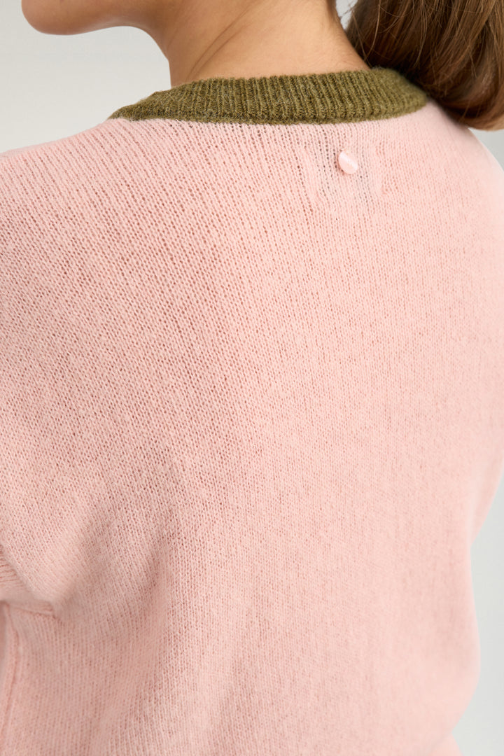 Nuyppa Embroidery Vest