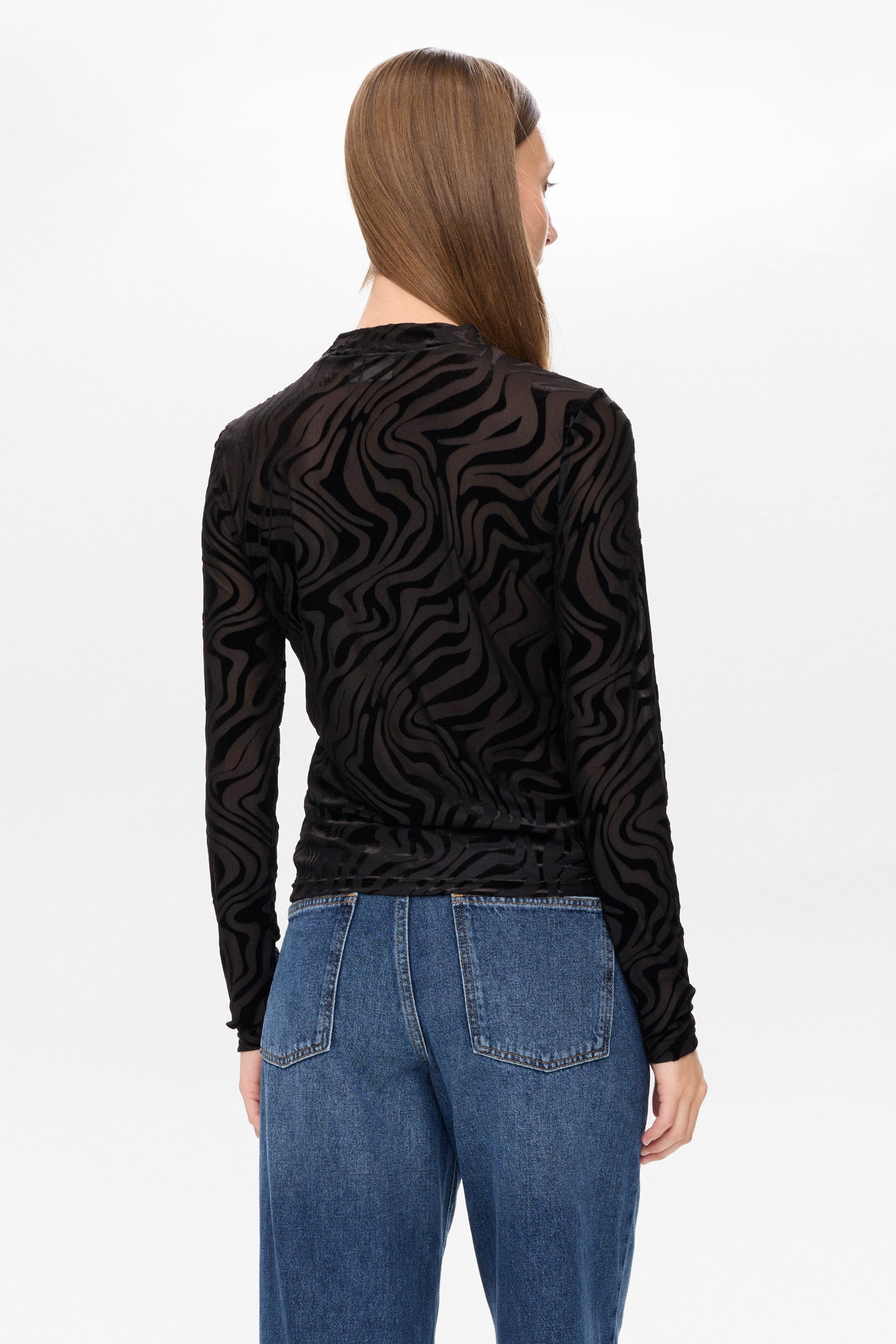 Nuvelva Blouse