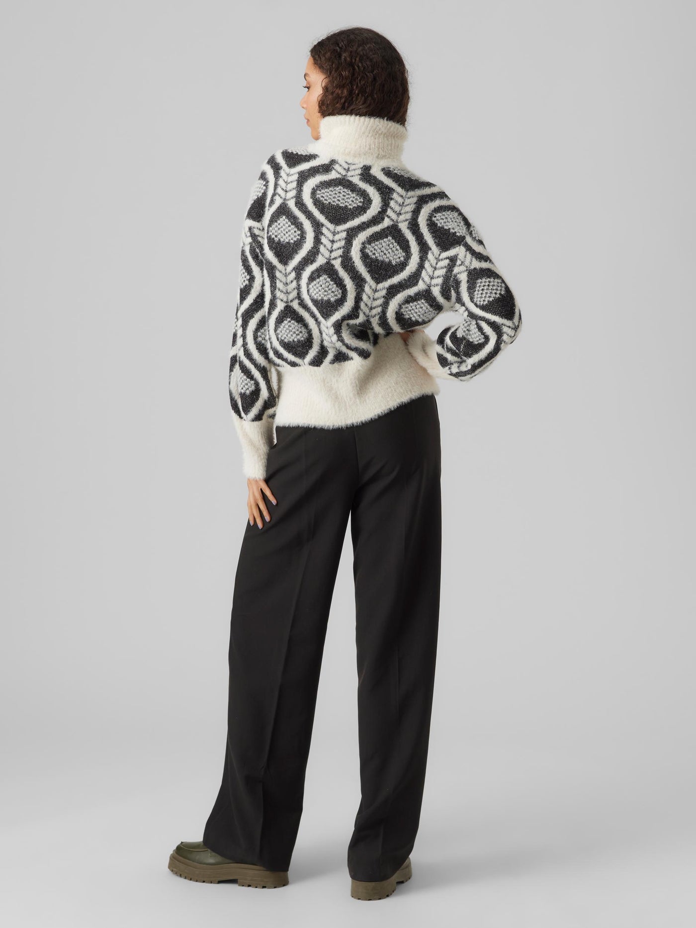 Nanea Pullover