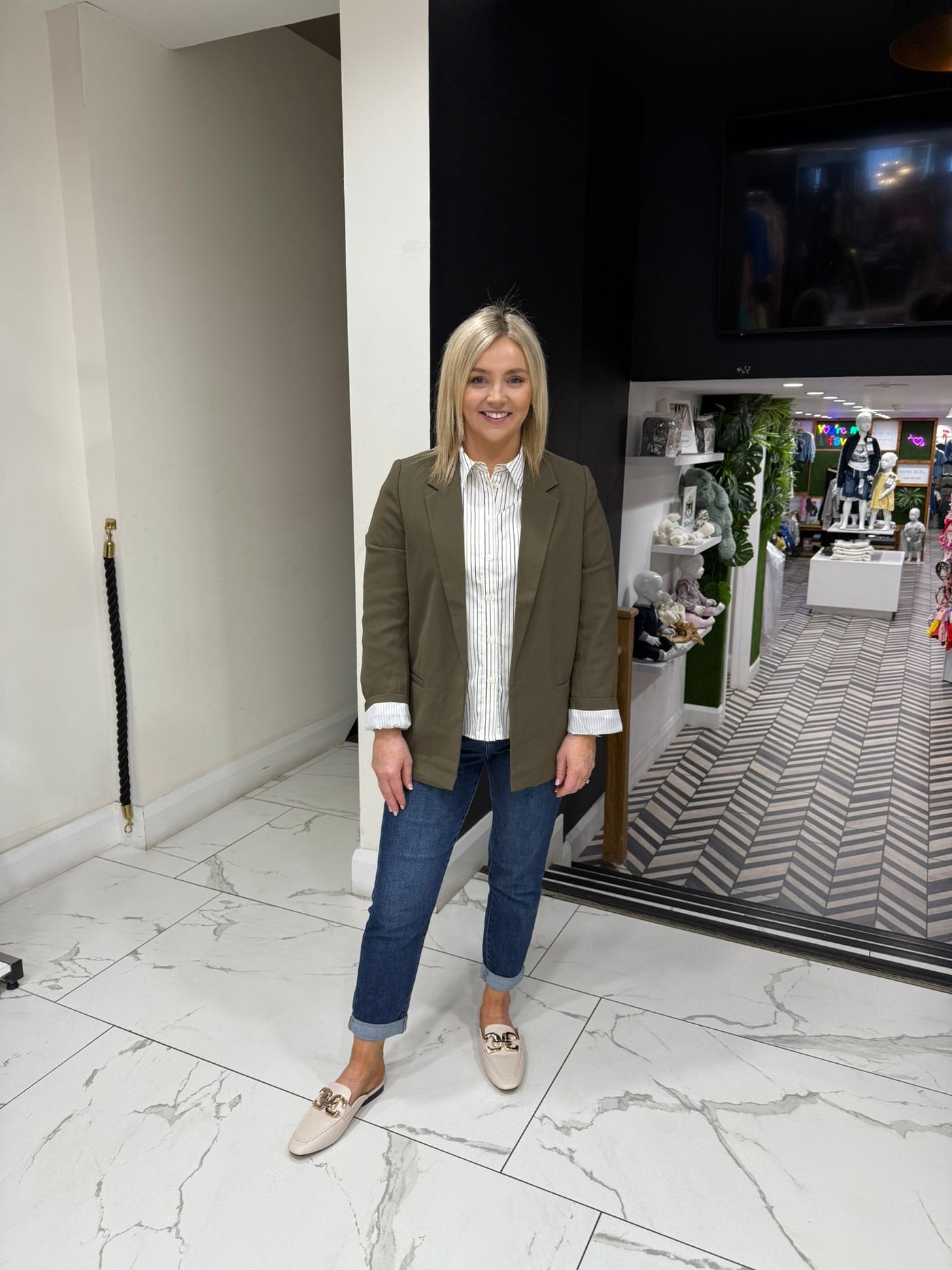 Shirley Fold Up Blazer