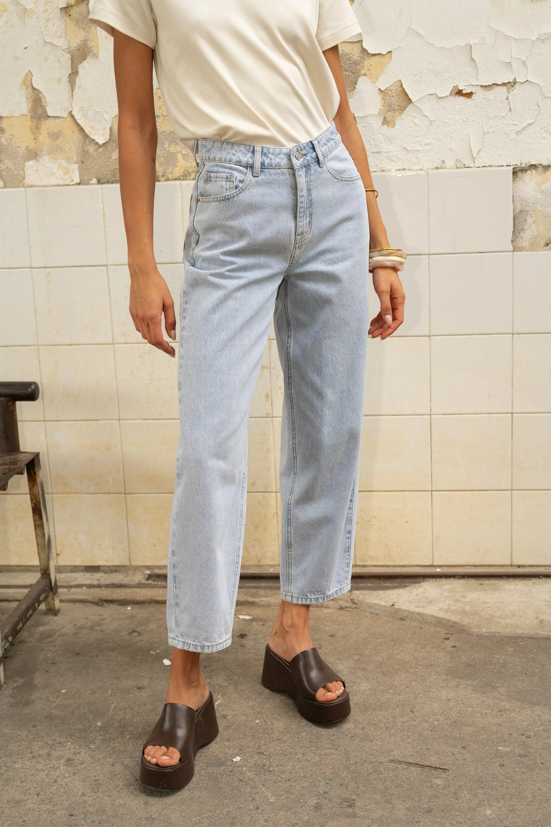 Bony Barrel Jean