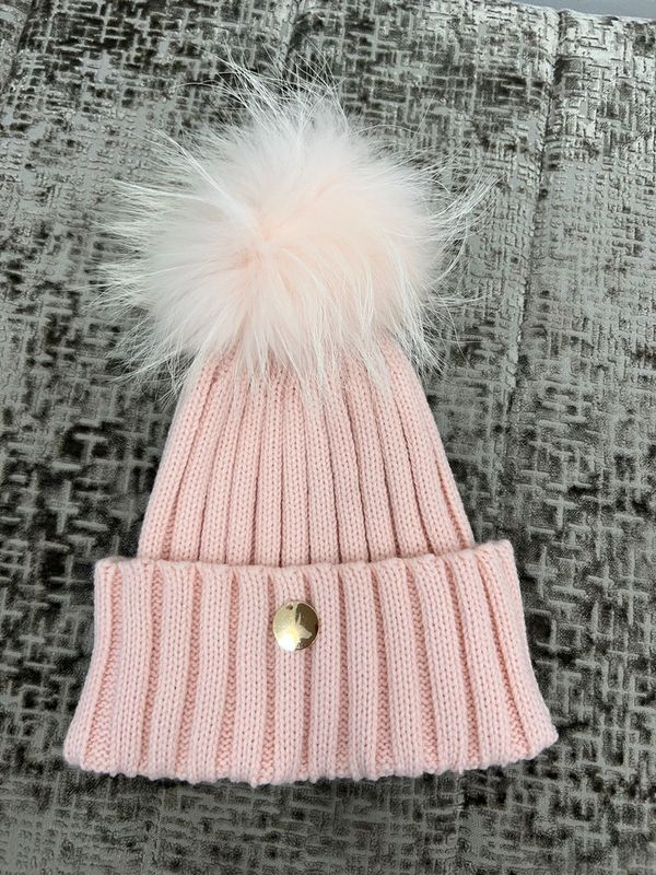 HOV Luxury Bobble Hat