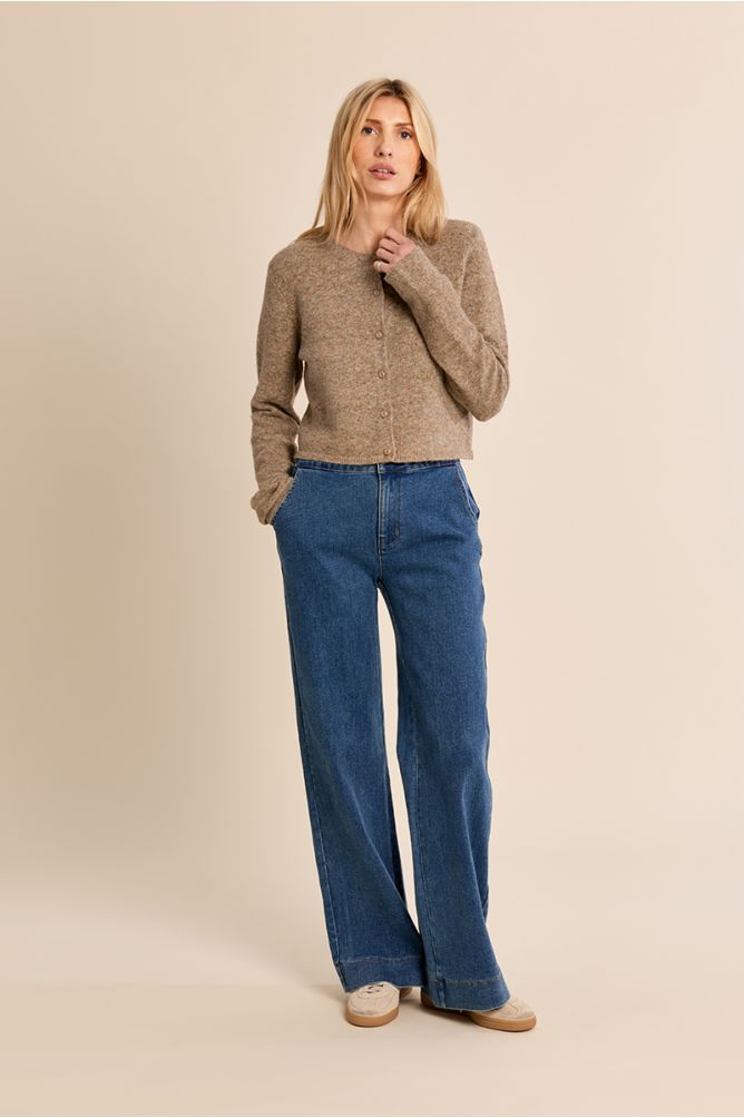 Short Knit Cardigan
