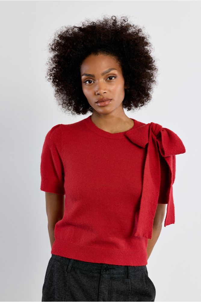 Short Sleeved Knitted T-Shirt with Bow