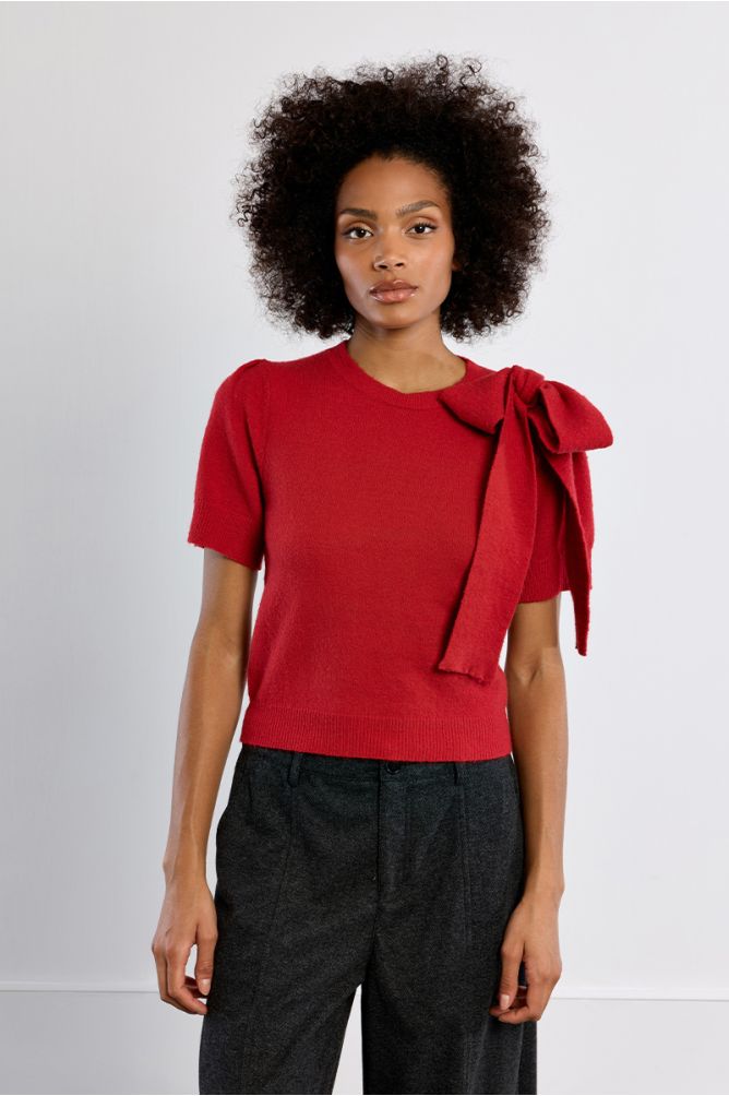 Short Sleeved Knitted T-Shirt with Bow